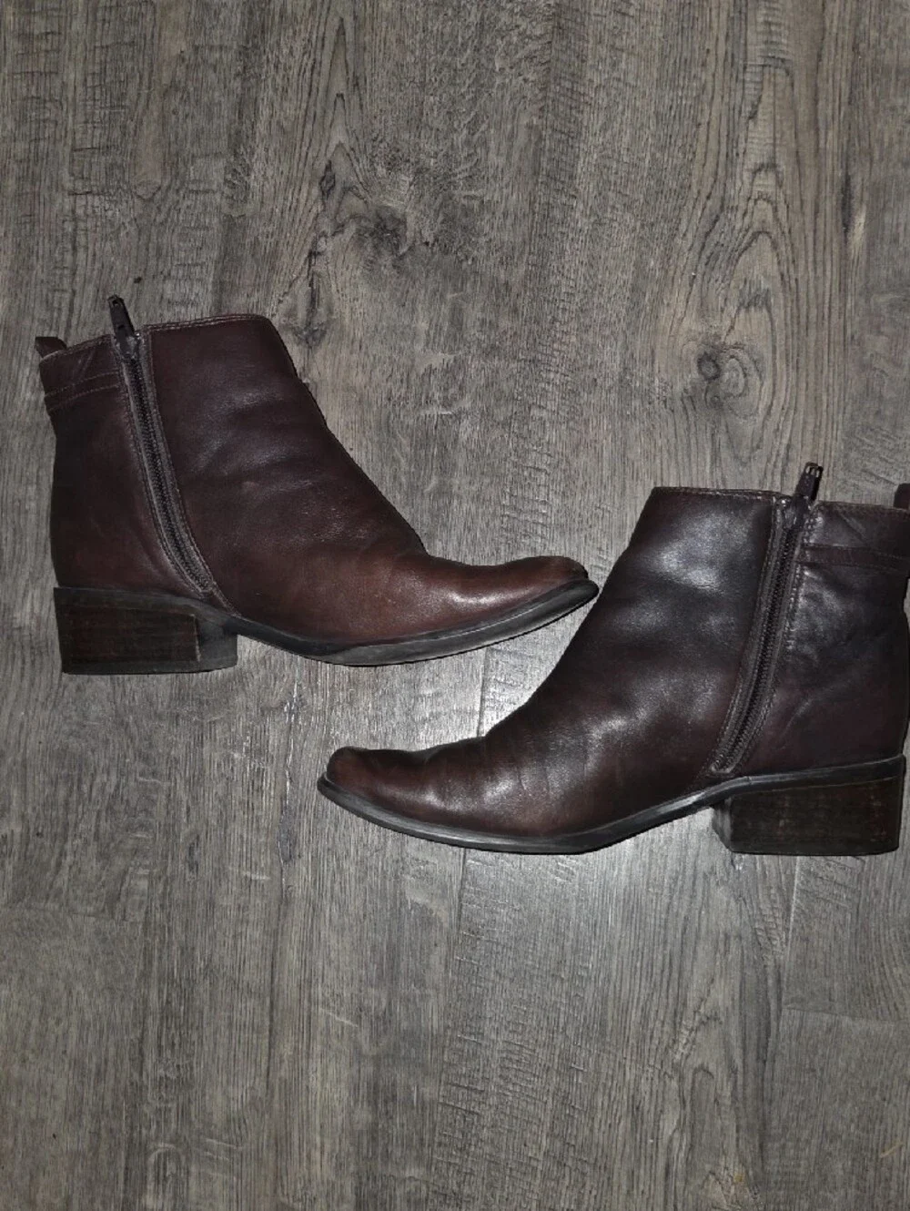 St. John's Bay Brown Leather Ankle Chukka Boots